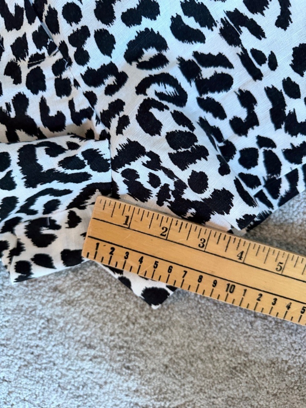 J.Crew Women's Black and White Animal Print Linen Blend Shorts Size 6 - Picture 10 of 10